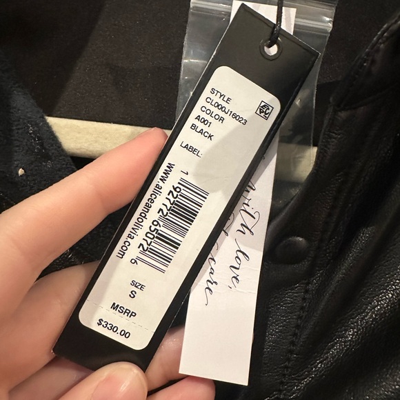 Alice + Olivia Nadine Vegan Top - Picture 6 of 7